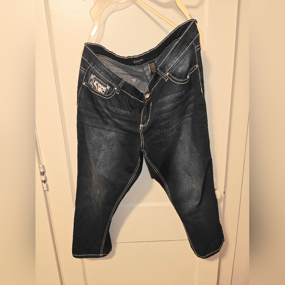 ZCO Blue Jeans Premium Women's 22W  Fancy Decals On Pockets Western Short